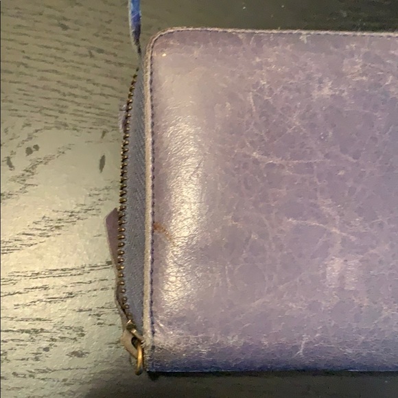 Balenciaga Classic Zip Around Wallet - Picture 6 of 6